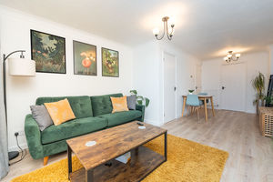 Photo 14- click for photo gallery